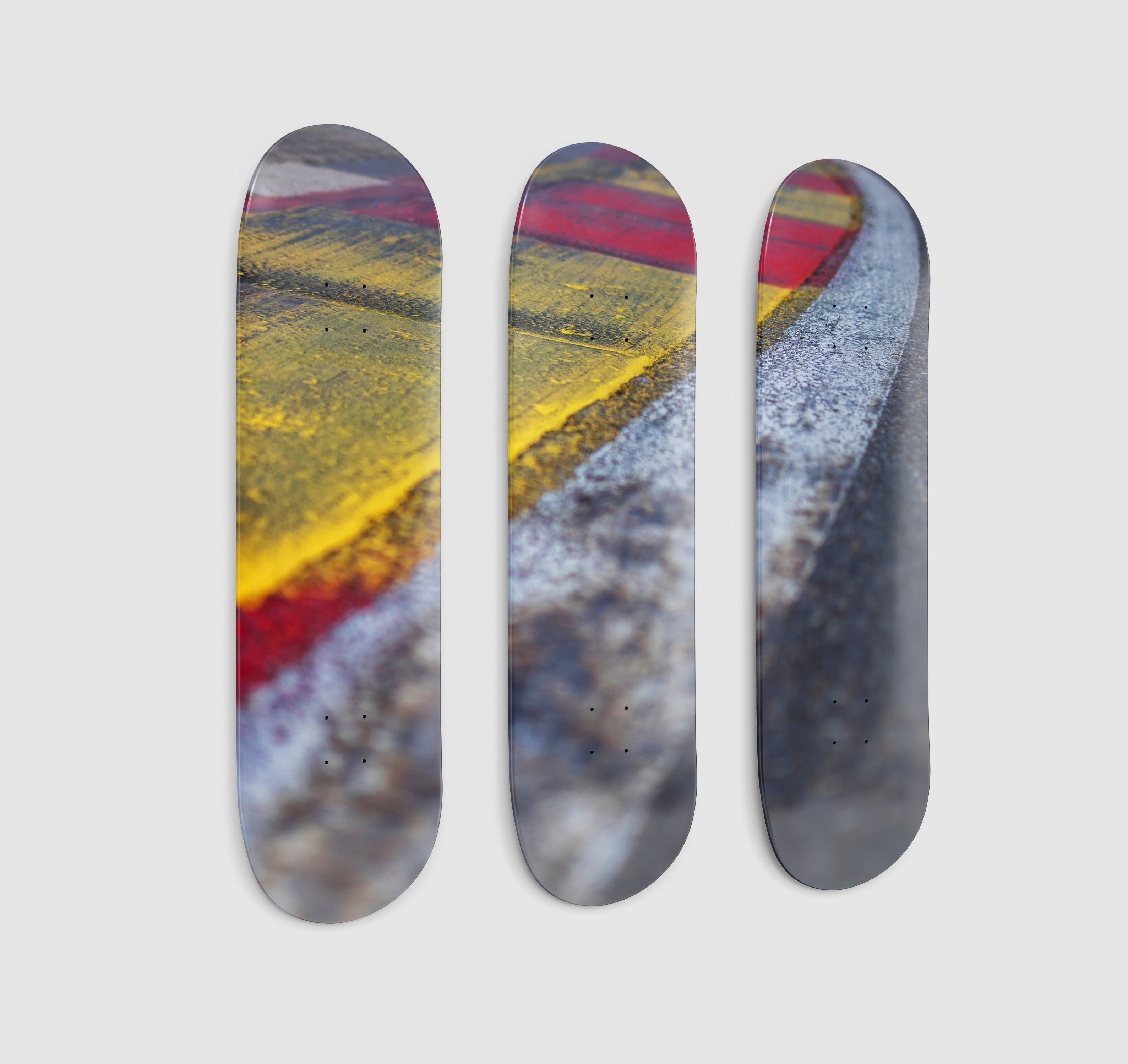RACETRACK CURBSTONE 3-PACK
