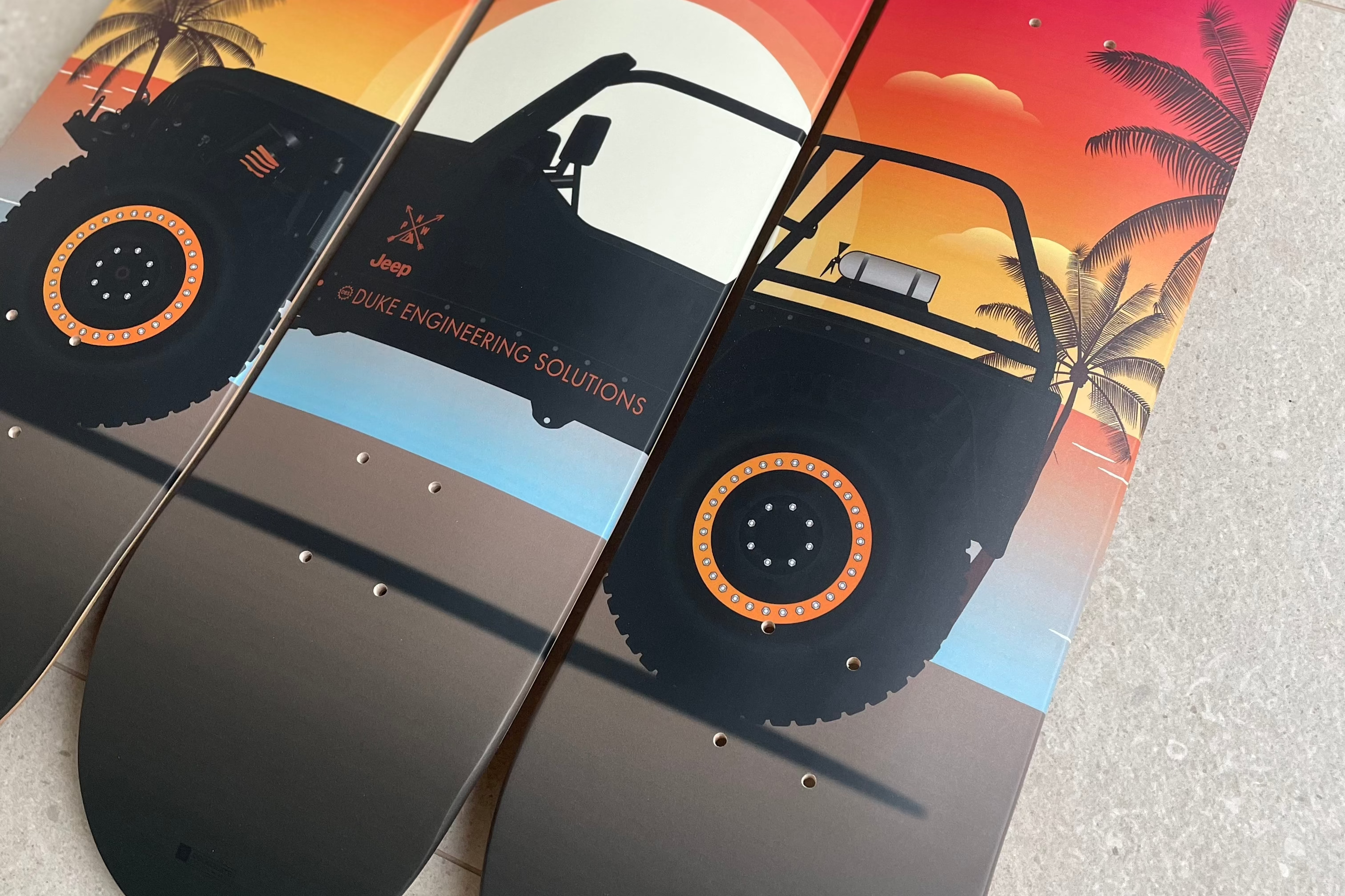 YOUR OWN CUSTOM DECK